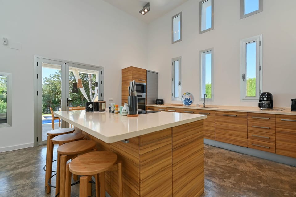 Open kitchen