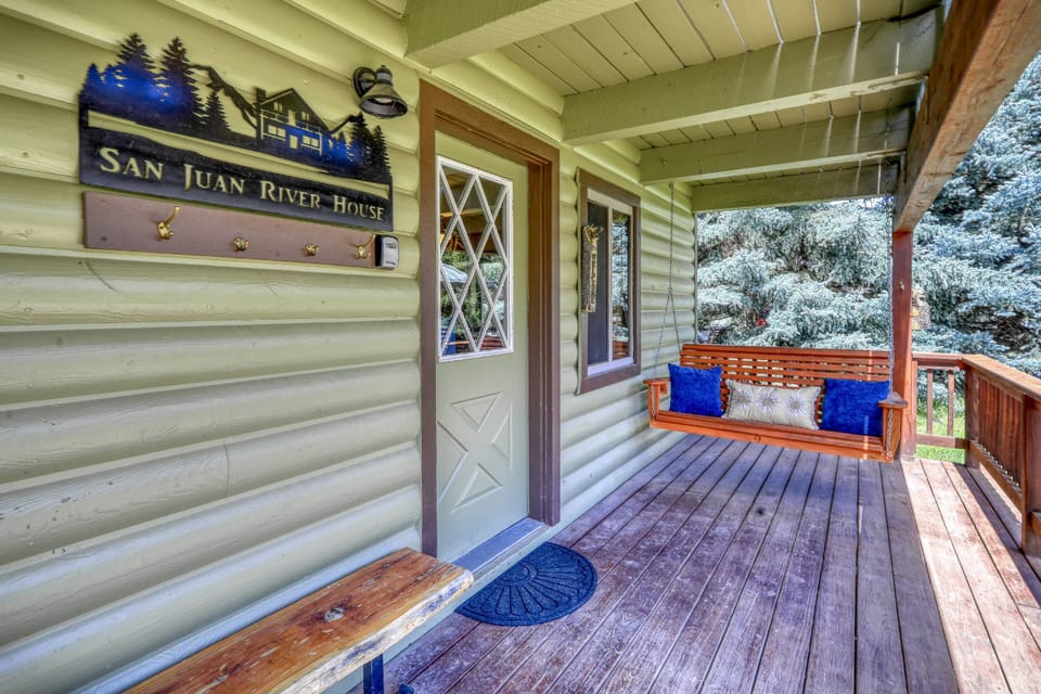 The San Juan River House has double decker porches to take in all the views of the beautiful river and abundant wildlife. 5 Star prime location!