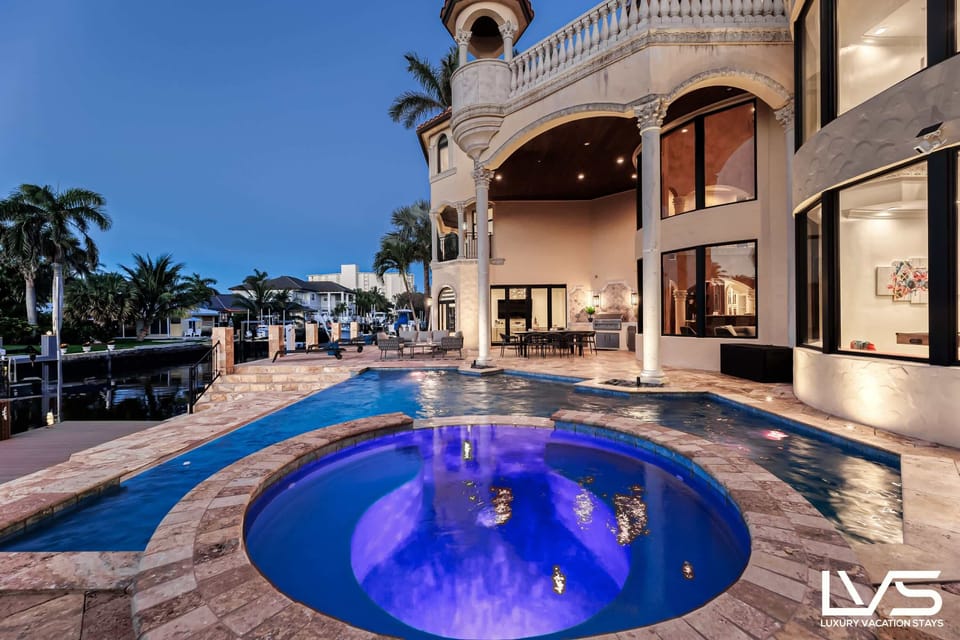 Heated Pool & Spa