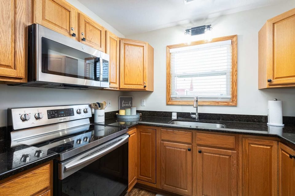 Fully Stocked Kitchen