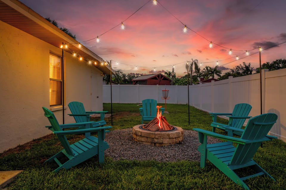 Firepit nights and beautiful skies await your stay with us