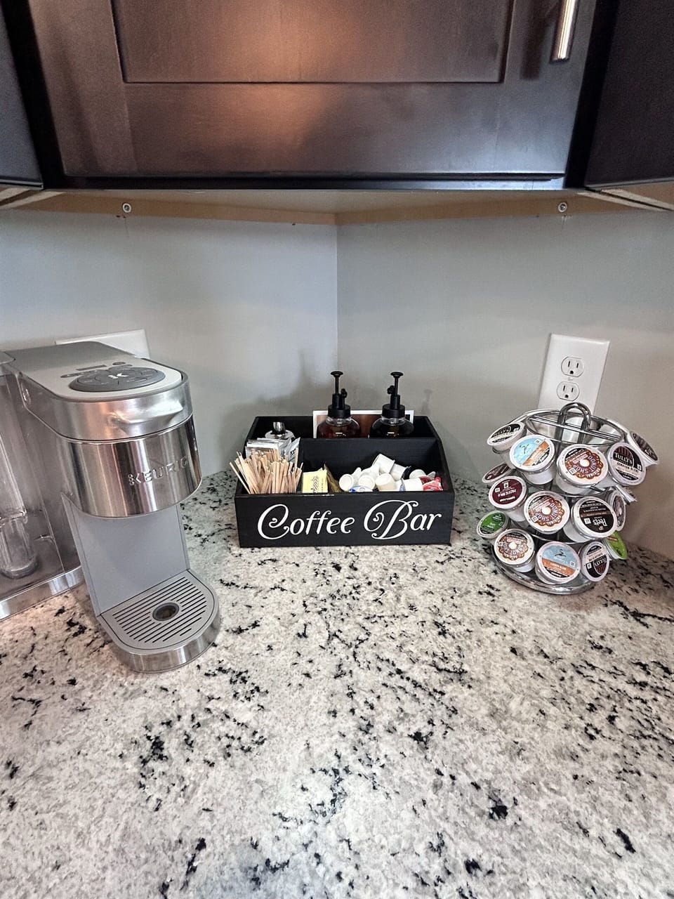 Keurig coffee maker with all the compliments!