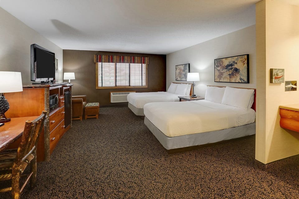 Unit with 2 Double beds