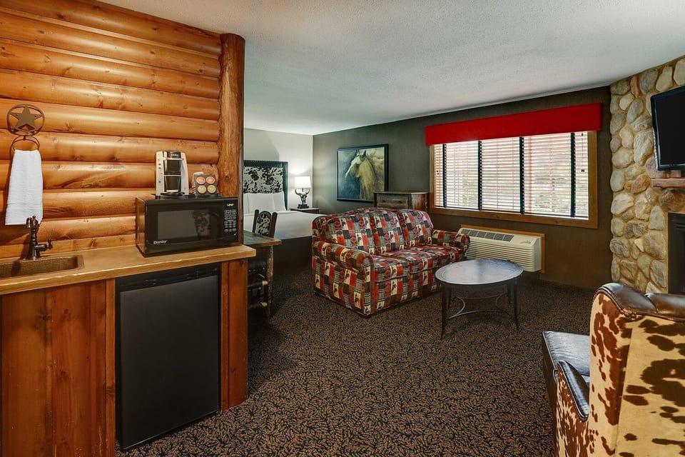 Settle in with snacks ready, sofa lounging, and cabin warmth.