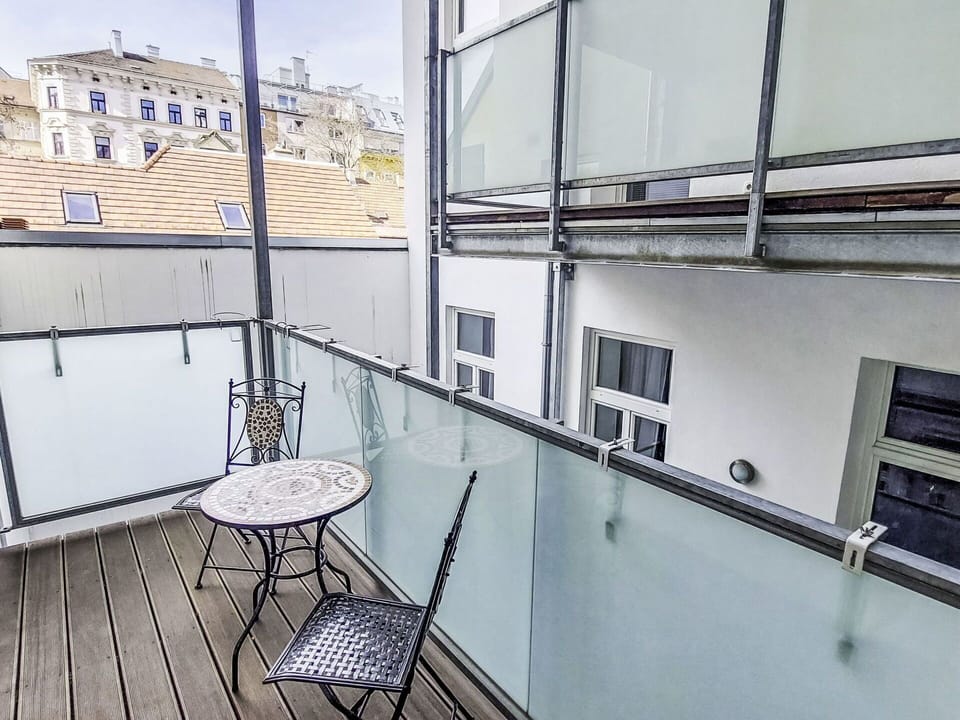 Architecture, Apartment, Floor, Composite Material, Balcony, Handrail, Glass, Daylighting, Condominium, Aluminium