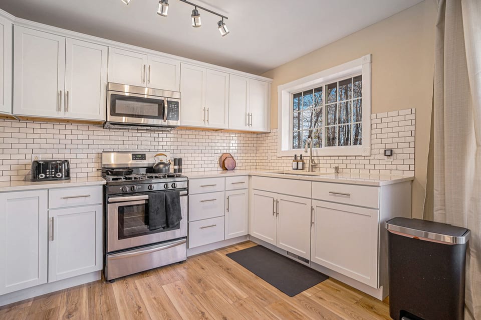 Fully Stocked Kitchen.