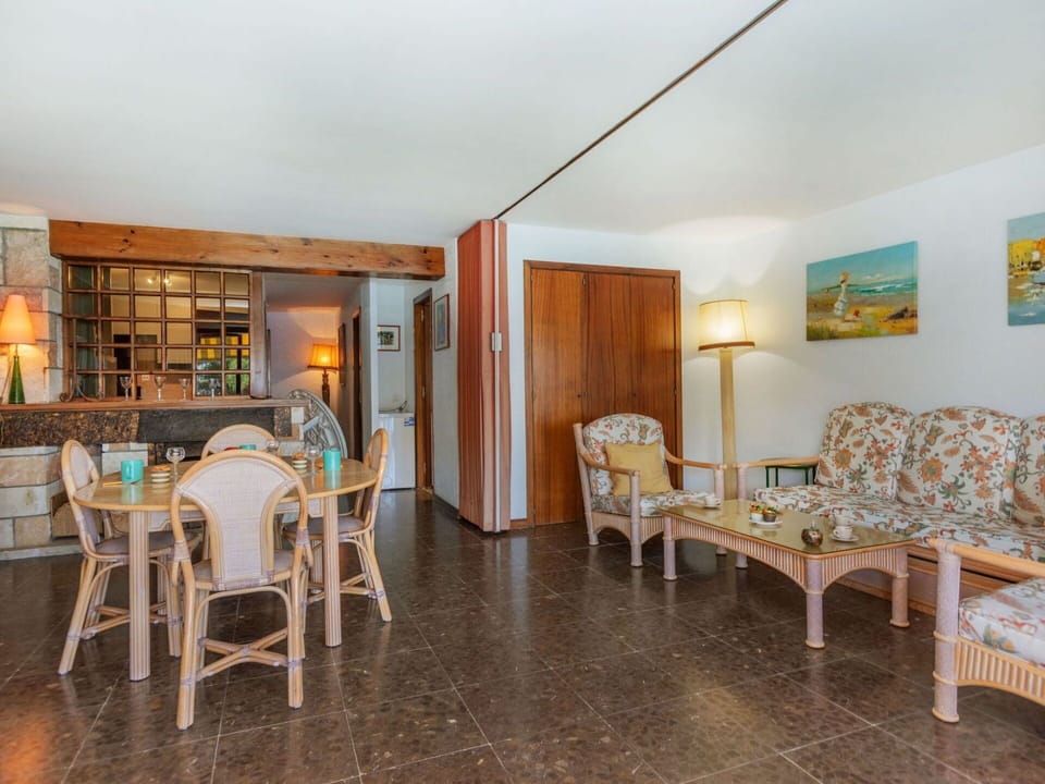 Table, Furniture, Building, Chair, Wood, Interior Design, Door, House, Living Room, Flooring