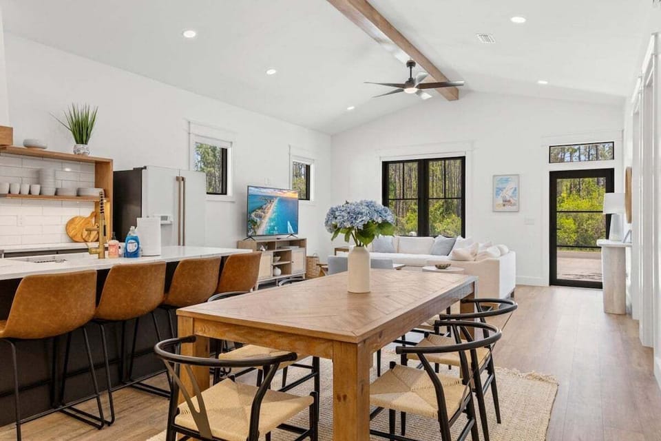 1 Dining Room 4 NICE