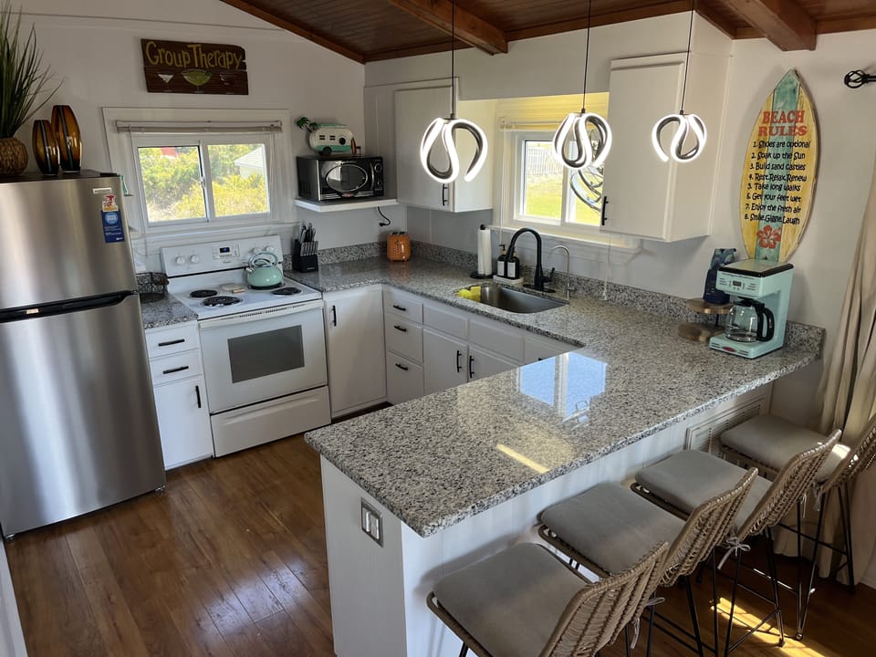 Granite countertops and seating for 4