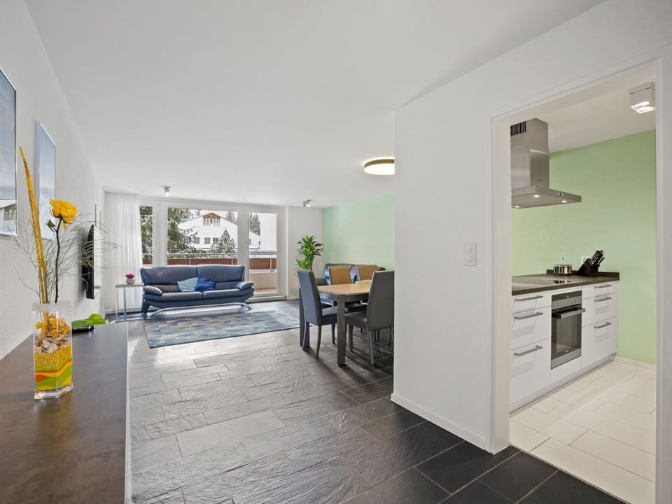 Furniture, Property, Houseplant, Building, Wood, Interior Design, House, Hall, Plant, Floor