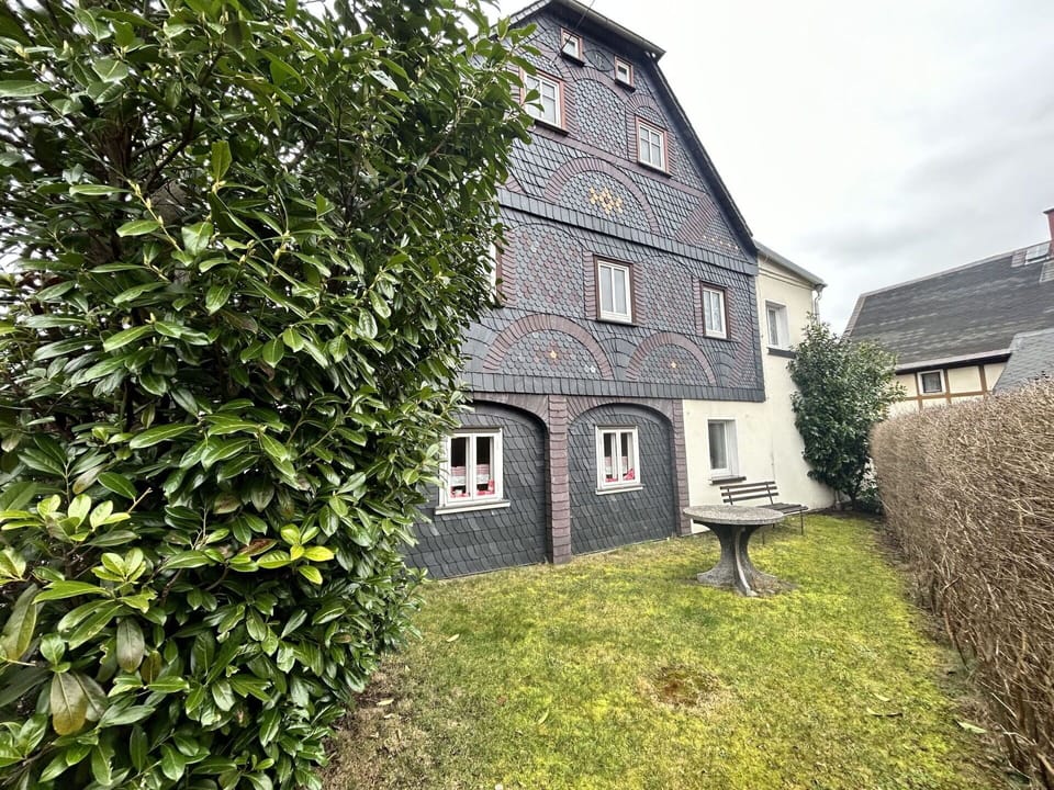 Plant, Building, Property, Window, Sky, House, Tree, Land Lot, Vegetation, Cottage