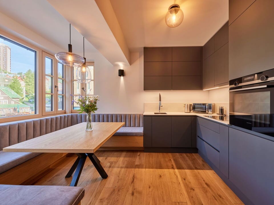 Cabinetry, Furniture, Countertop, Plant, Tap, Kitchen Sink, Window, Sink, Kitchen, Wood