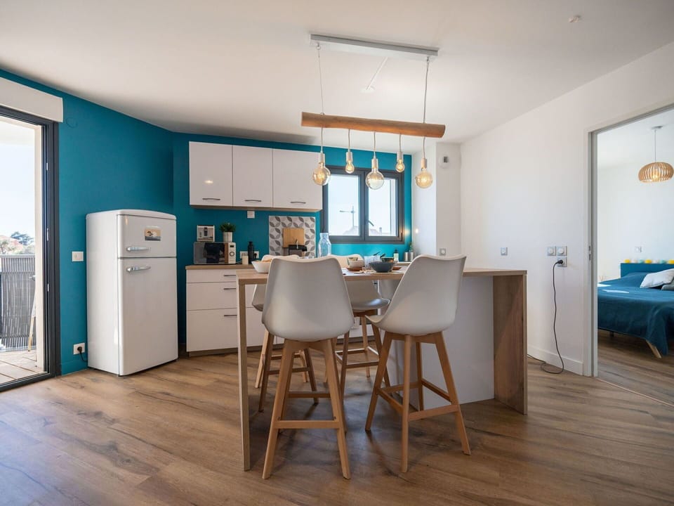 Furniture, Property, Cabinetry, Blue, Chair, Wood, Window, Building, Interior Design