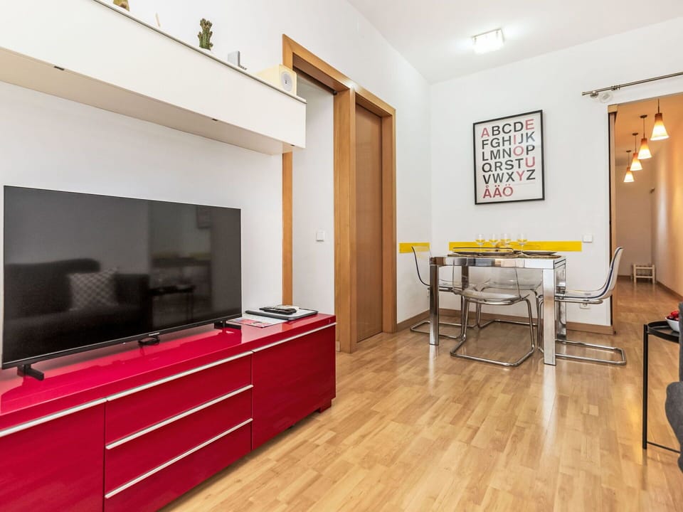 Furniture, Property, Building, Cabinetry, Table, Wood, Drawer, Interior Design, Chair, House