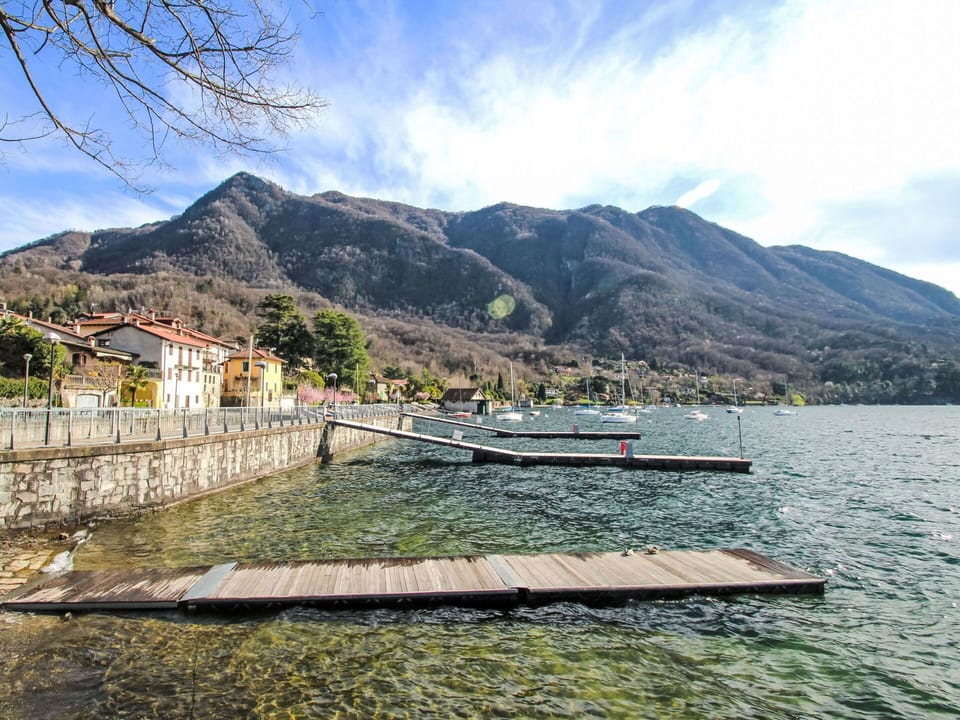 Mountainous Landforms, Mountain, Water, Body Of Water, Hill, Highland, Mountain Range, Waterway, Hill Station, Bank