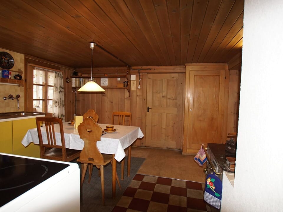 Furniture, Wood, Flooring, Floor, Table, Hardwood, Real Estate, Lamp, Ceiling, Wood Stain