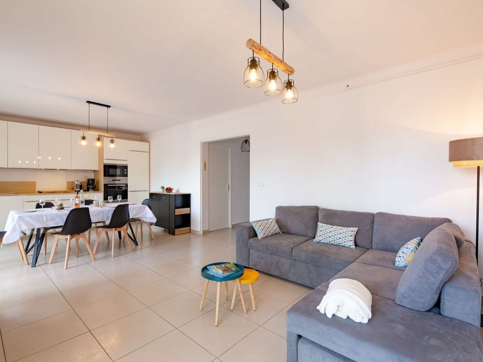 Couch, Property, Furniture, Table, Wood, Lighting, Interior Design, Architecture, Flooring, Floor