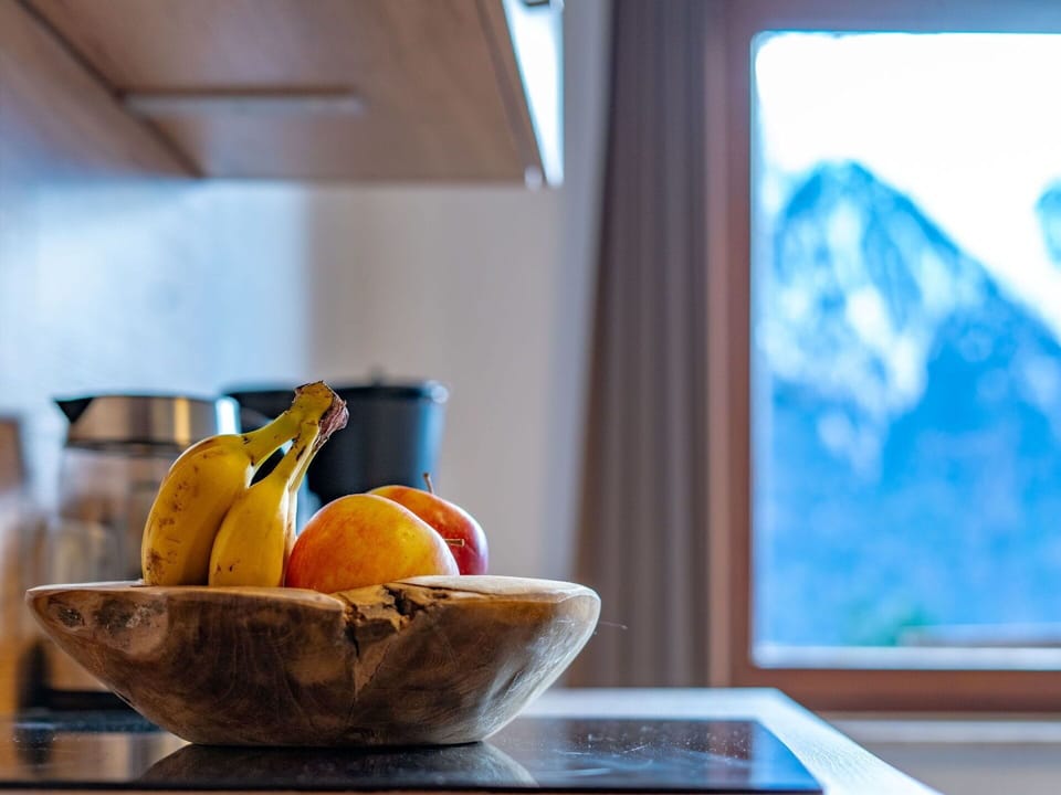 Tableware, Serveware, Dishware, Food, Hardwood, Wood Stain, Breakfast