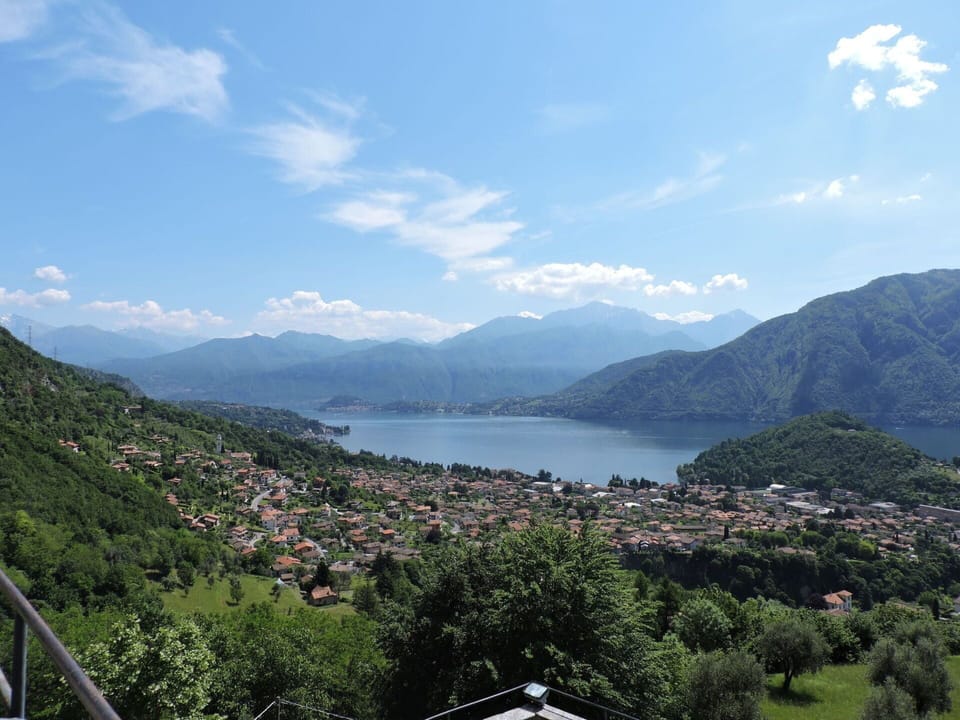 Cloud, Water, Sky, Mountain, Water Resources, Tree, Natural Landscape, Lake, Highland, Body Of Water