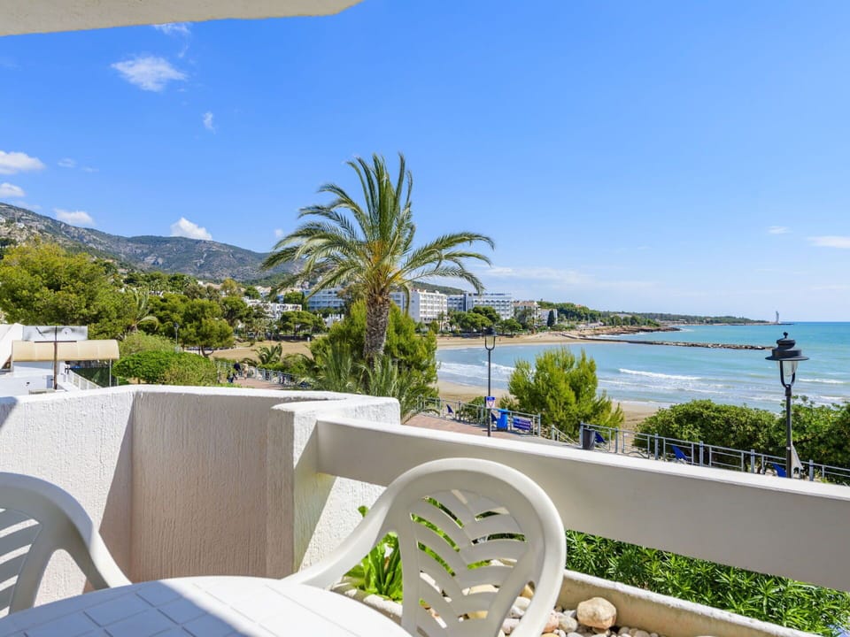 Sky, Water, Property, Plant, Cloud, Seaside Resort, Building, Azure, Outdoor Furniture, Shade