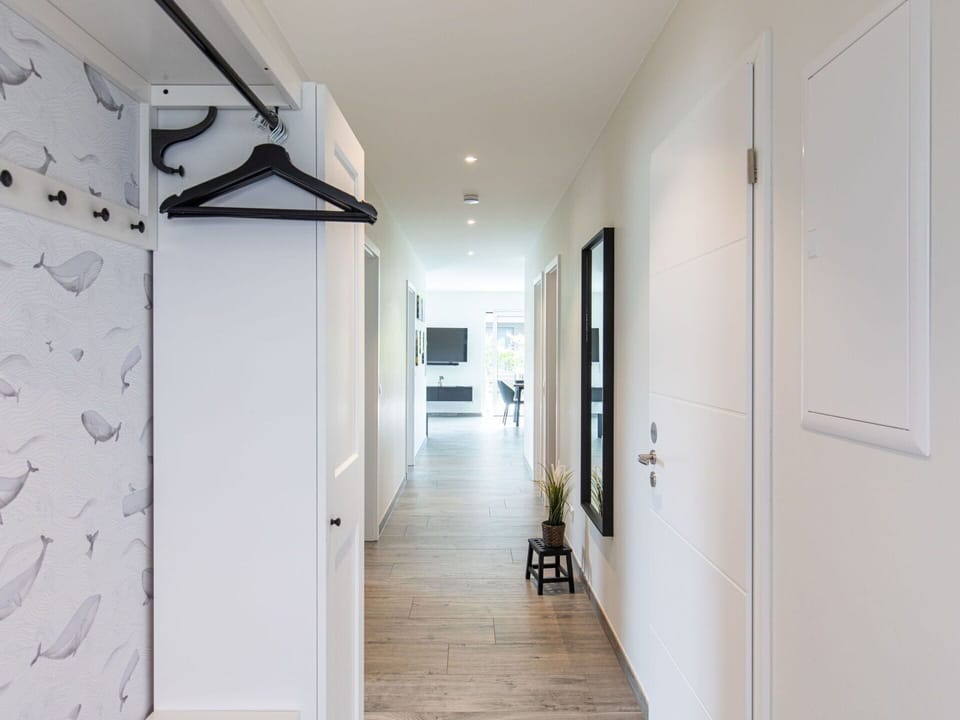 Door, Wood, Building, Floor, Flooring, Hall, Ceiling, Event, Glass