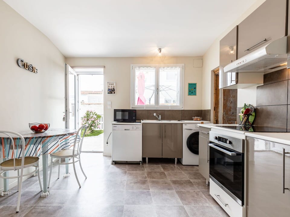 Cabinetry, Furniture, Countertop, Window, Houseplant, Plant, Kitchen Appliance, Kitchen Sink, Sink, Kitchen
