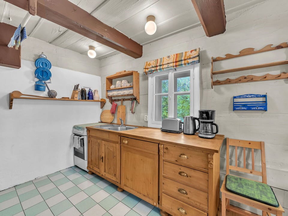 Cabinetry, Property, Wood, Interior Design, Drawer, Chest Of Drawers, Countertop, Building, Shelf, Floor