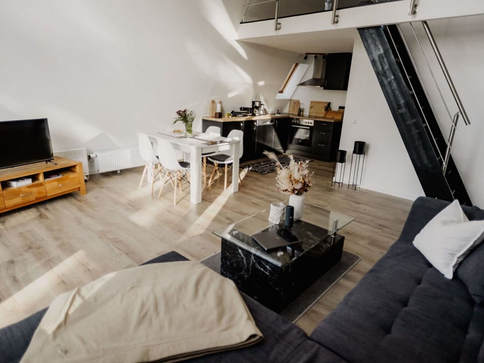 Furniture, Table, Comfort, Automotive Design, Building, Couch, Living Room, Interior Design, Wood, Flooring
