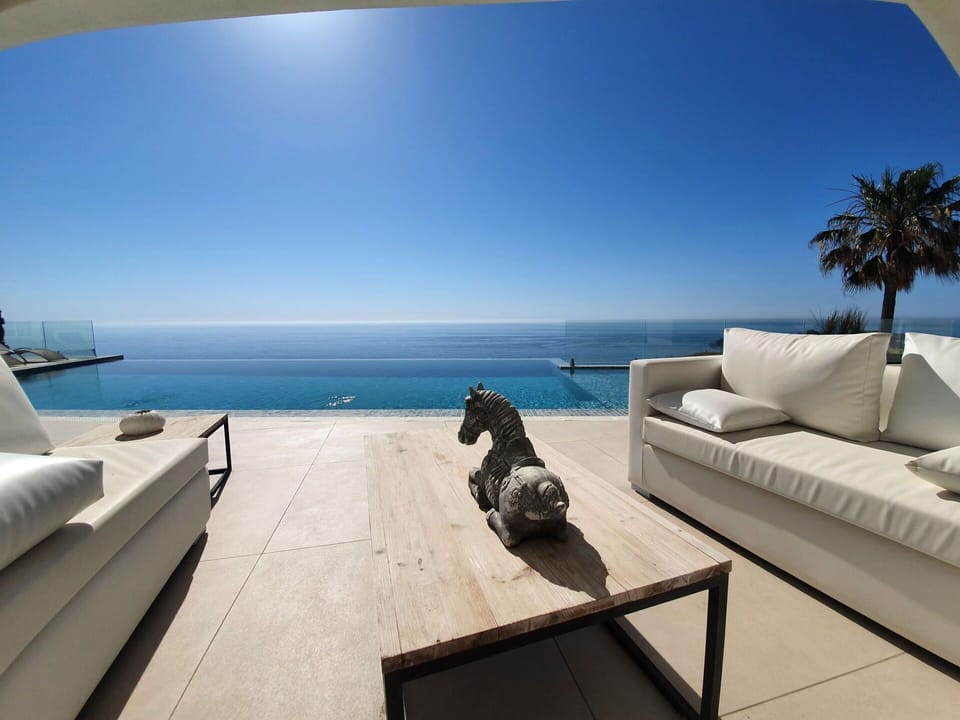 Water, Sky, Azure, Comfort, Building, Outdoor Furniture, Couch, Plant, Shade, Leisure