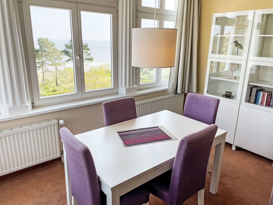 Table, Window, Furniture, Chair, Bookcase, Wood, Building, Shelf, Flooring