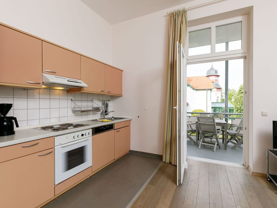 Furniture, Countertop, Cabinetry, Kitchen Stove, Kitchen Appliance, Wood, Building, Sink, Kitchen, Interior Design
