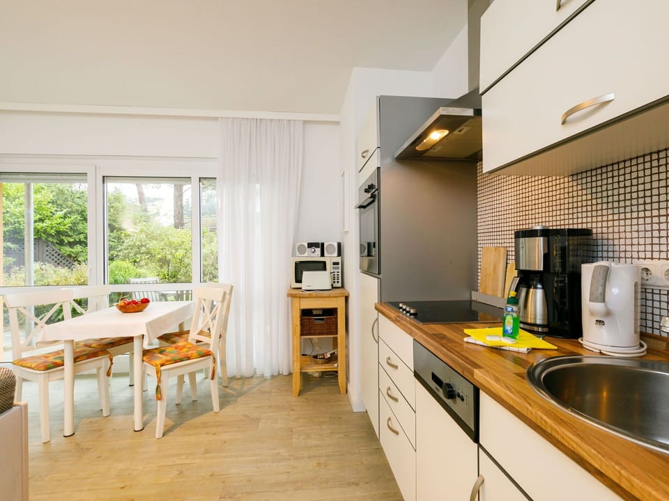 Kitchen Sink, Cabinetry, Countertop, Property, Sink, Furniture, Kitchen, Tap, Wood, Building