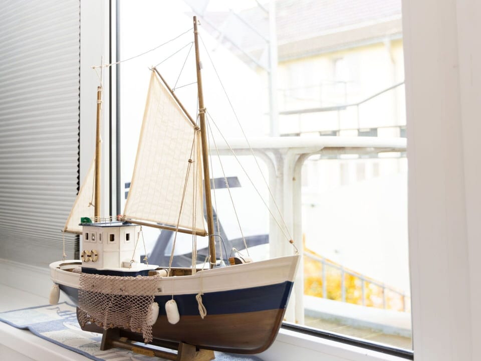 Boat, Watercraft, Naval Architecture, Mast, Wood, Vehicle, Sailboat, Automotive Design, Ship