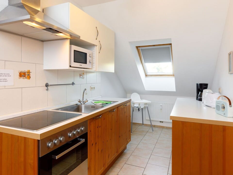 Cabinetry, Kitchen Sink, Sink, Tap, Countertop, Furniture, Plumbing Fixture, Wood, Interior Design, Drawer