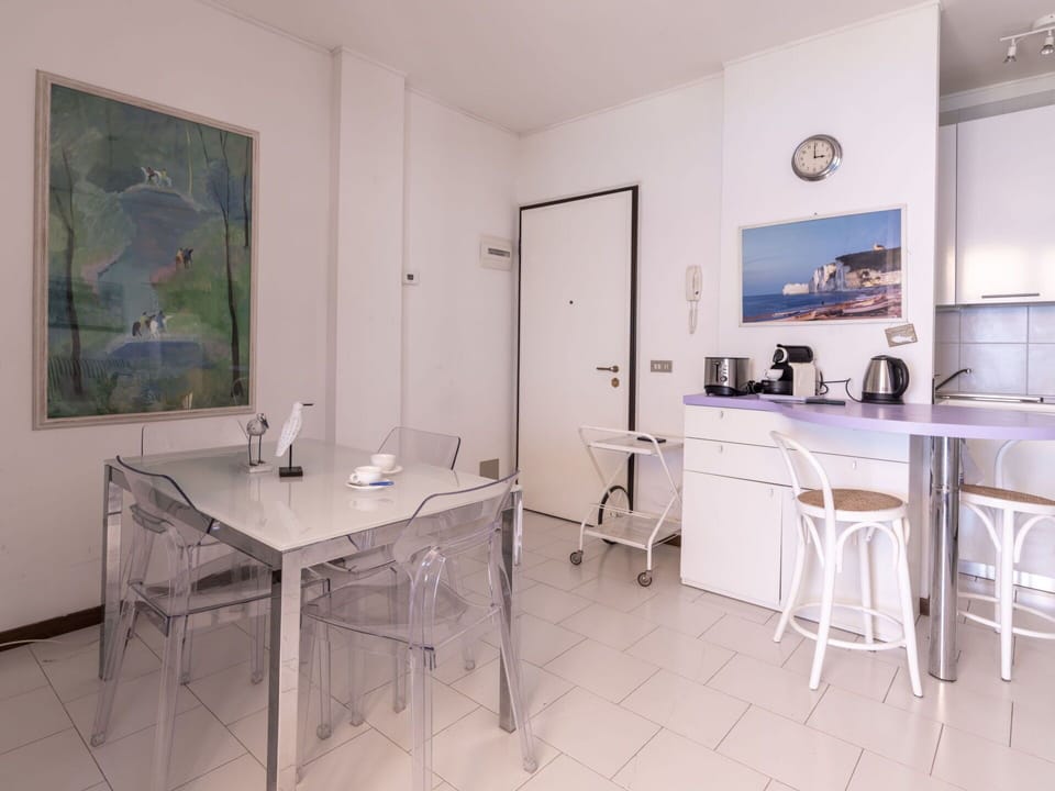 Furniture, Table, Sky, Chair, Wood, Interior Design, Tree, Floor, Shade, Building