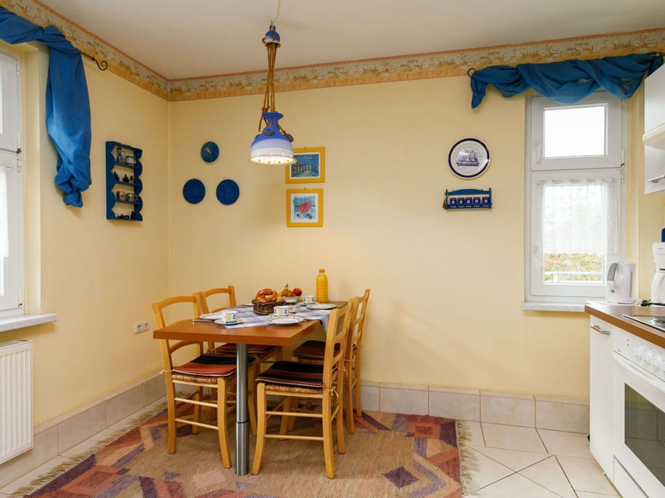 Window, Furniture, Property, Blue, Table, Building, Wood, Interior Design, Cabinetry, Architecture