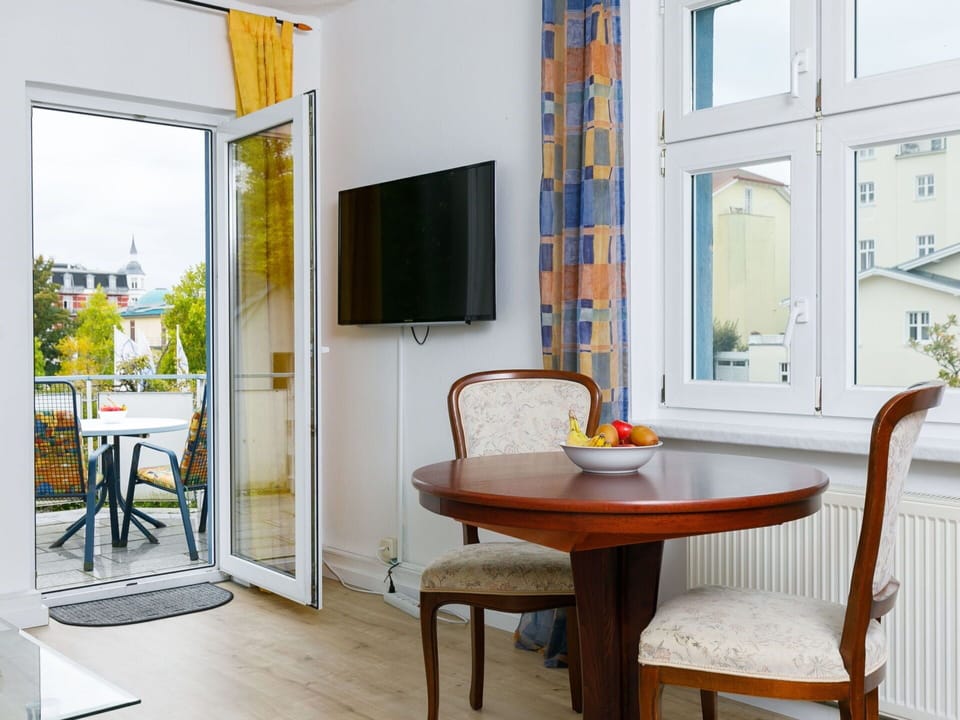 Property, Furniture, Window, Table, Interior Design, Wood, Building, Shade, Floor
