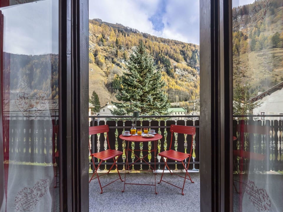 Mountain Range, Balcony, Valley, Chair, Winter, Alps, Ridge, Mountain Village, Eco Hotel, Glacial Landform