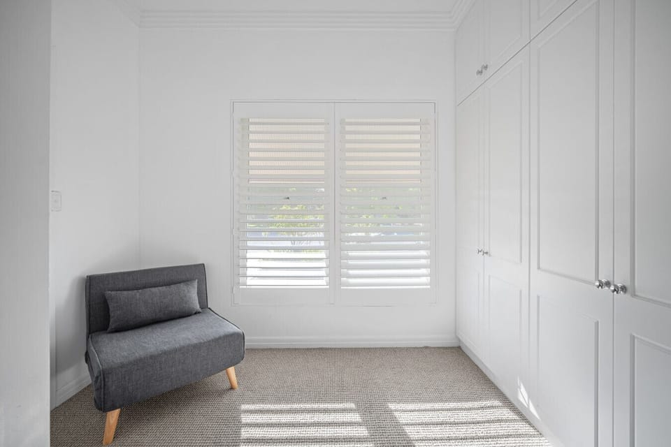 Sun room with small fold out single bed for toddlers