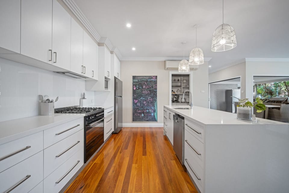 Super well equipped kitchen