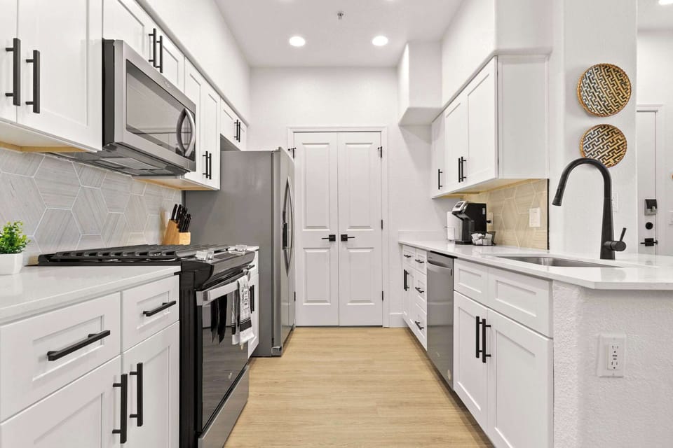 Fully equipped kitchen