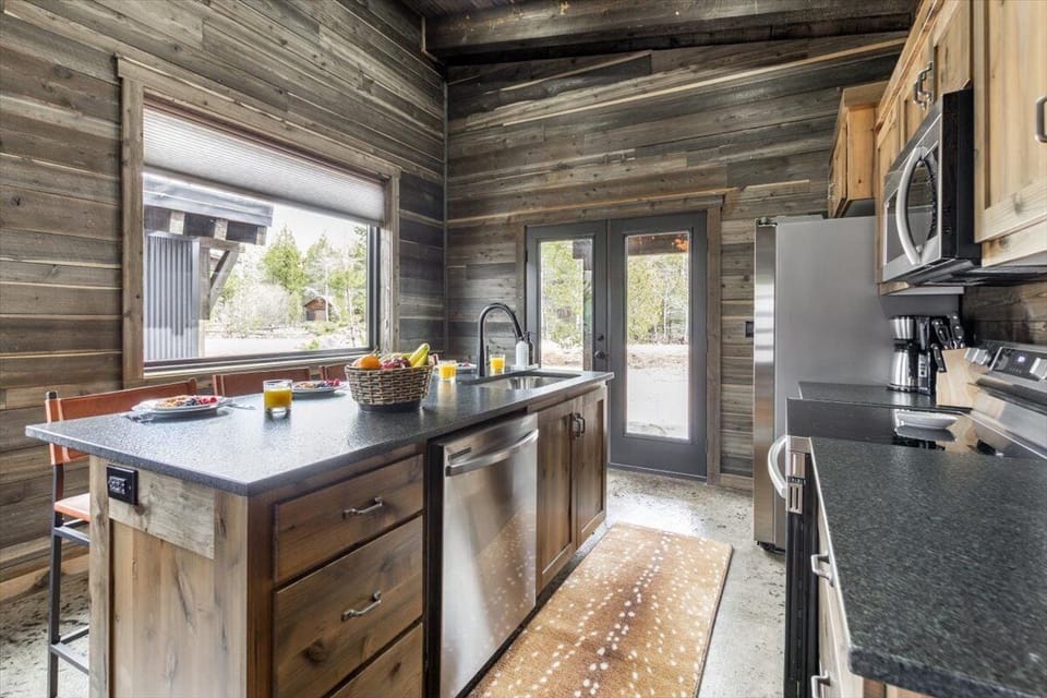 Here, culinary creativity knows no bounds as modern appliances stand ready to bring your favorite recipes to life.
