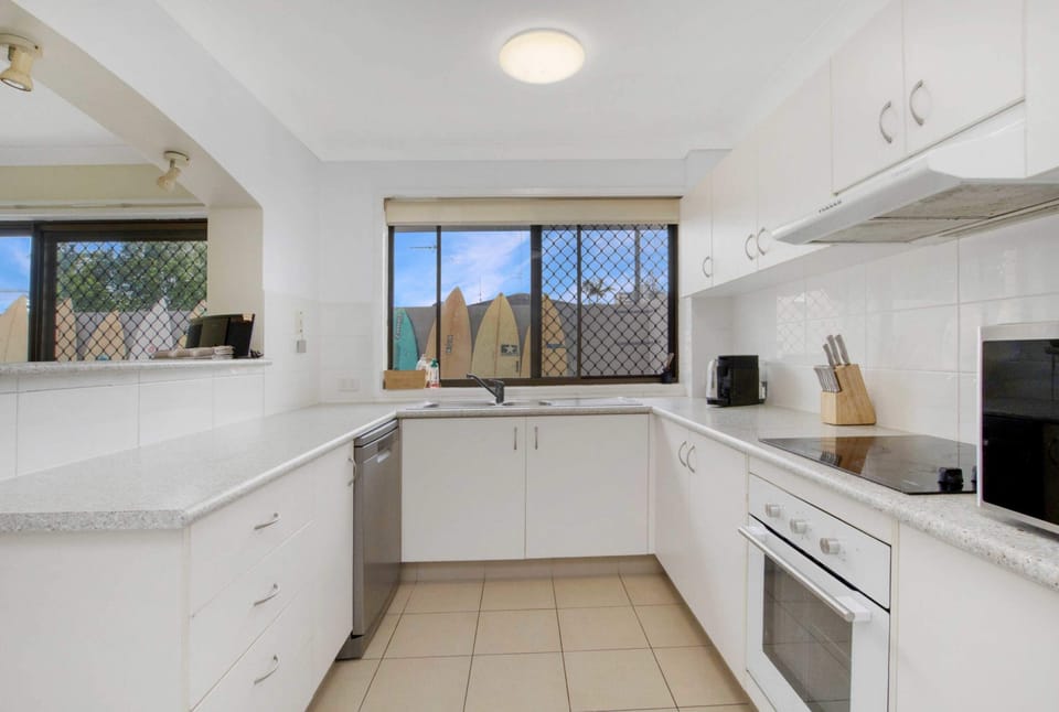 Villa 2 KItchen