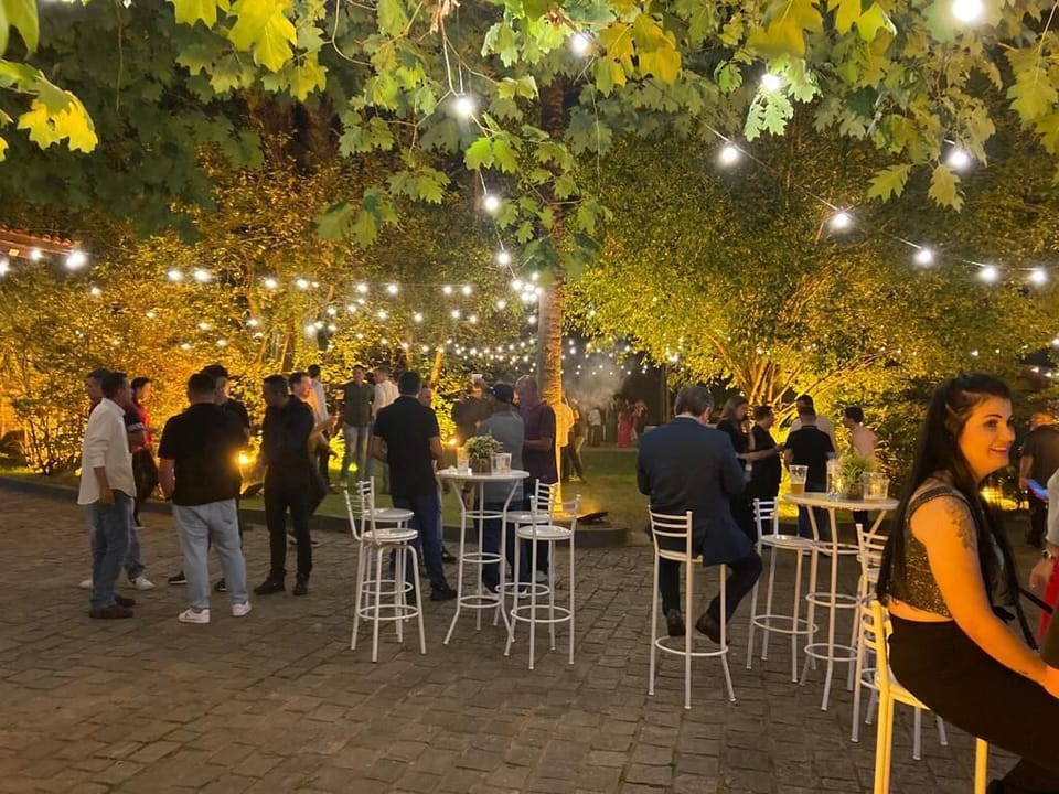 Espaço Para Pequenos Eventos - Granja Viana House in Cotia