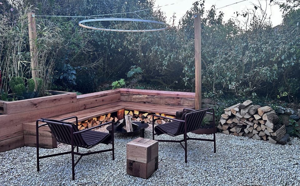 Fire pit corner