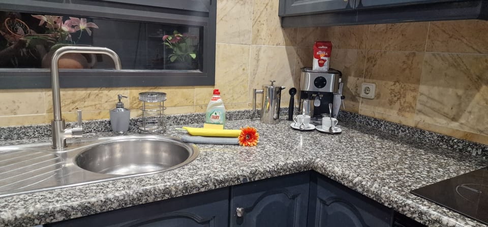 Kitchen well equipped, dishwasher,   electric cooker and hob. Fridge freezer.