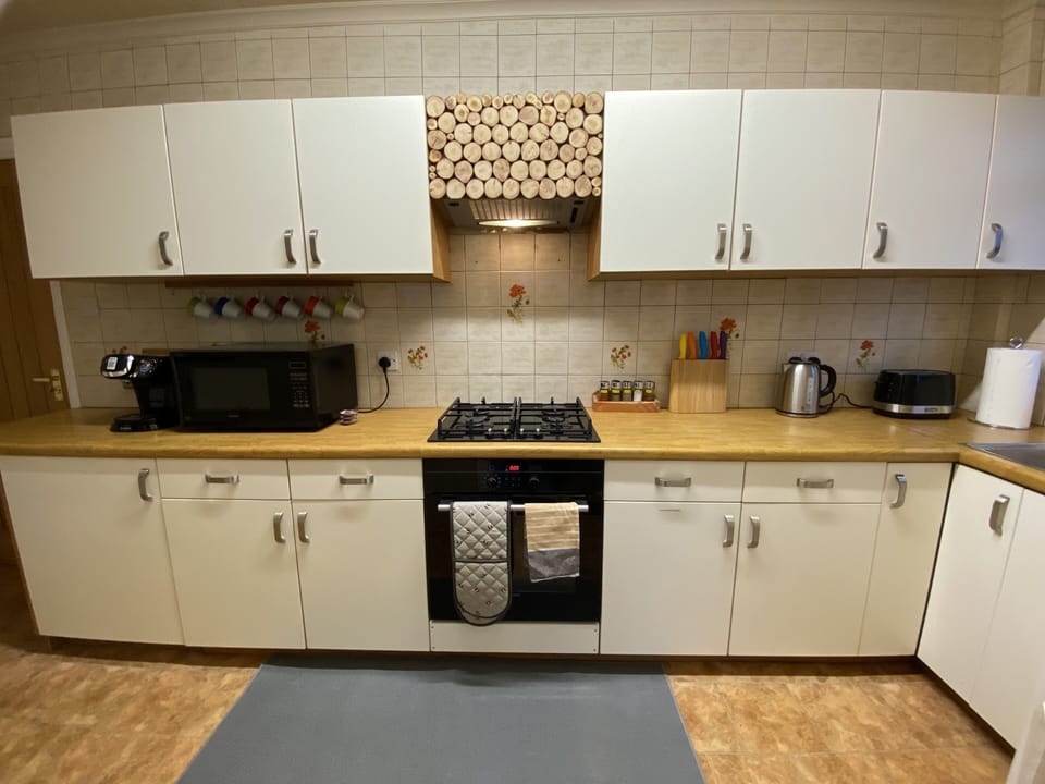 Traditional kitchen