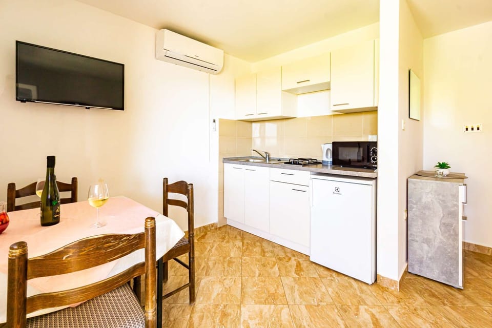 Apartment 2