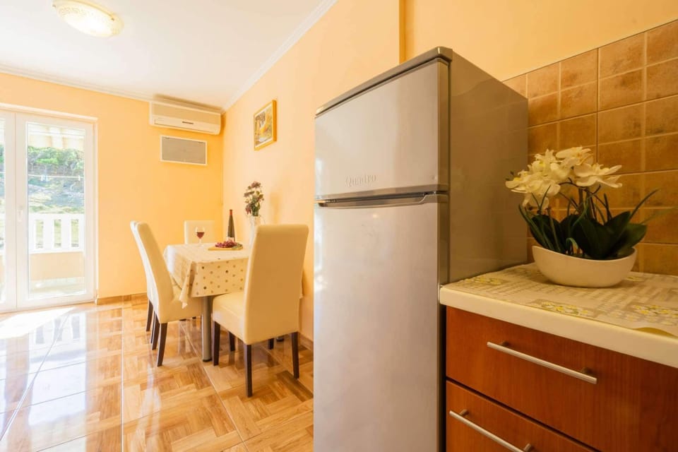 Apartment 8