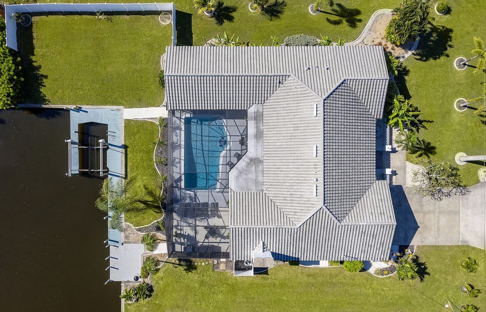 Overhead view of triple corner lot.